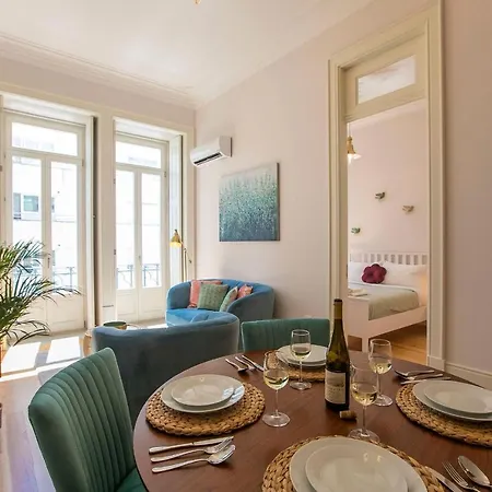 Lovelystay - 2br Flat With Ac In Duque De Loulé