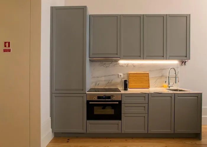 Lovelystay - 2br Flat With Ac In Duque De Loule * Πόρτο