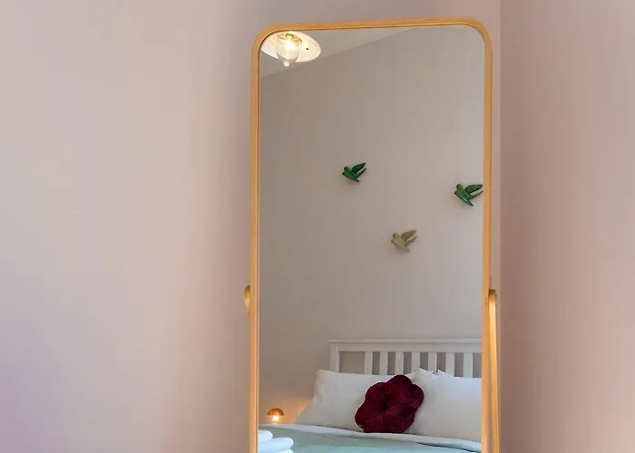 Διαμέρισμα Lovelystay - 2br Flat With Ac In Duque De Loule