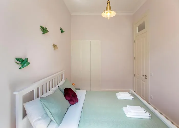 Lovelystay - 2br Flat With Ac In Duque De Loule Apartament *